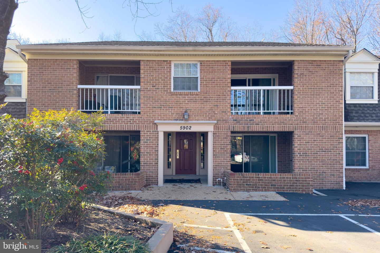 5902 COVE LANDING RD #202, BURKE, Virginia 22015, 2 Bedrooms Bedrooms, ,2 BathroomsBathrooms,Residential,For sale,5902 COVE LANDING RD #202,VAFX2279540 MLS # VAFX2279540