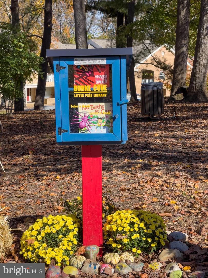 5902 COVE LANDING RD #202, BURKE, Virginia 22015, 2 Bedrooms Bedrooms, ,2 BathroomsBathrooms,Residential,For sale,5902 COVE LANDING RD #202,VAFX2279540 MLS # VAFX2279540