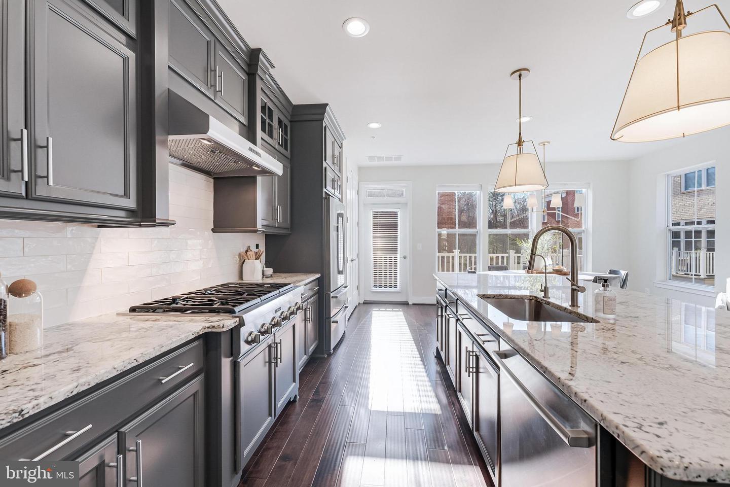 11695 SUNRISE SQUARE PL, RESTON, Virginia 20191, 4 Bedrooms Bedrooms, ,4 BathroomsBathrooms,Residential,For sale,11695 SUNRISE SQUARE PL,VAFX2279552 MLS # VAFX2279552