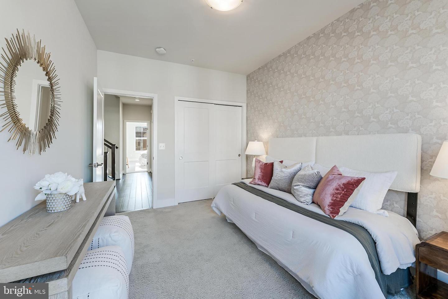 11695 SUNRISE SQUARE PL, RESTON, Virginia 20191, 4 Bedrooms Bedrooms, ,4 BathroomsBathrooms,Residential,For sale,11695 SUNRISE SQUARE PL,VAFX2279552 MLS # VAFX2279552