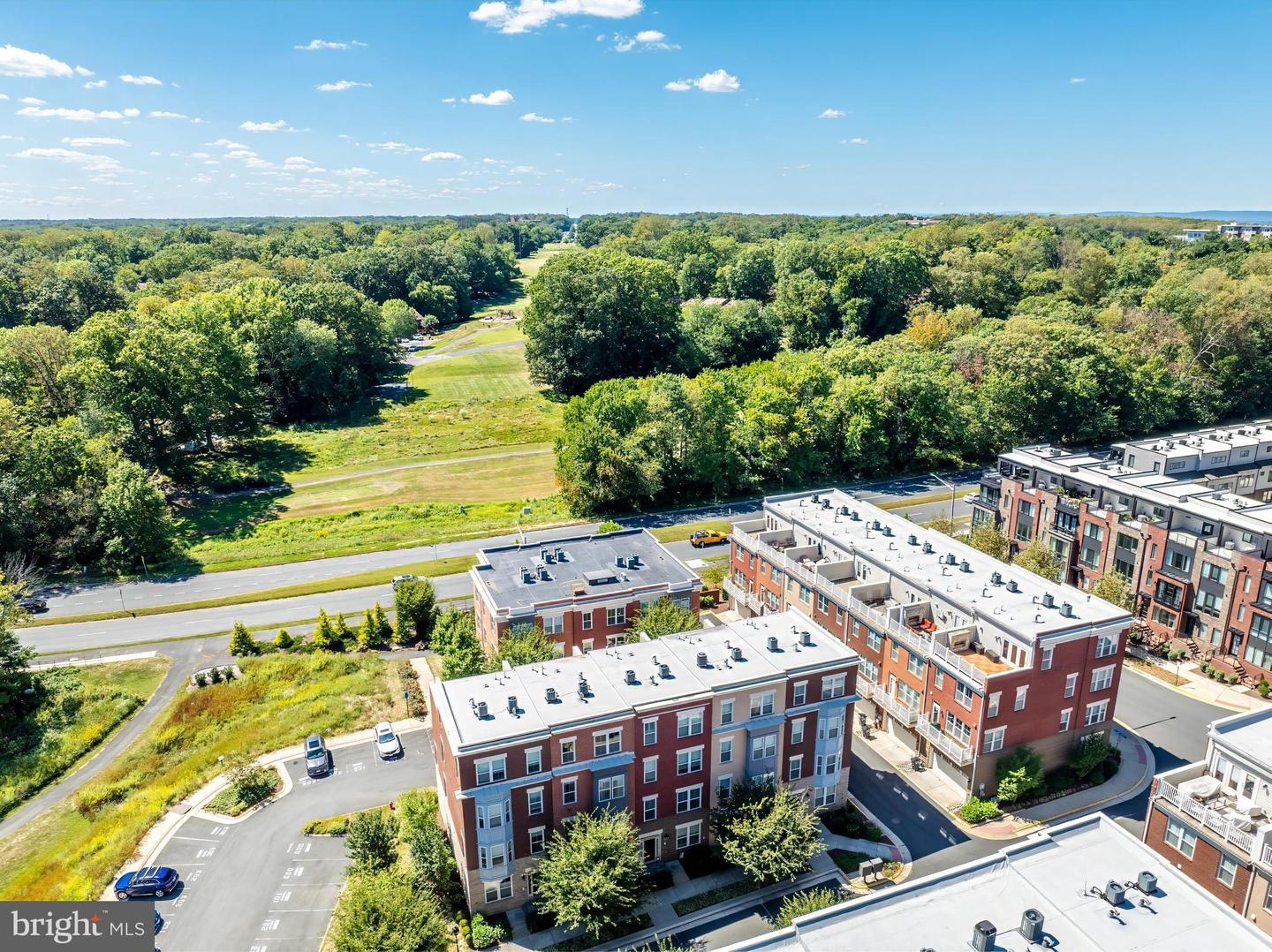 11695 SUNRISE SQUARE PL, RESTON, Virginia 20191, 4 Bedrooms Bedrooms, ,4 BathroomsBathrooms,Residential,For sale,11695 SUNRISE SQUARE PL,VAFX2279552 MLS # VAFX2279552