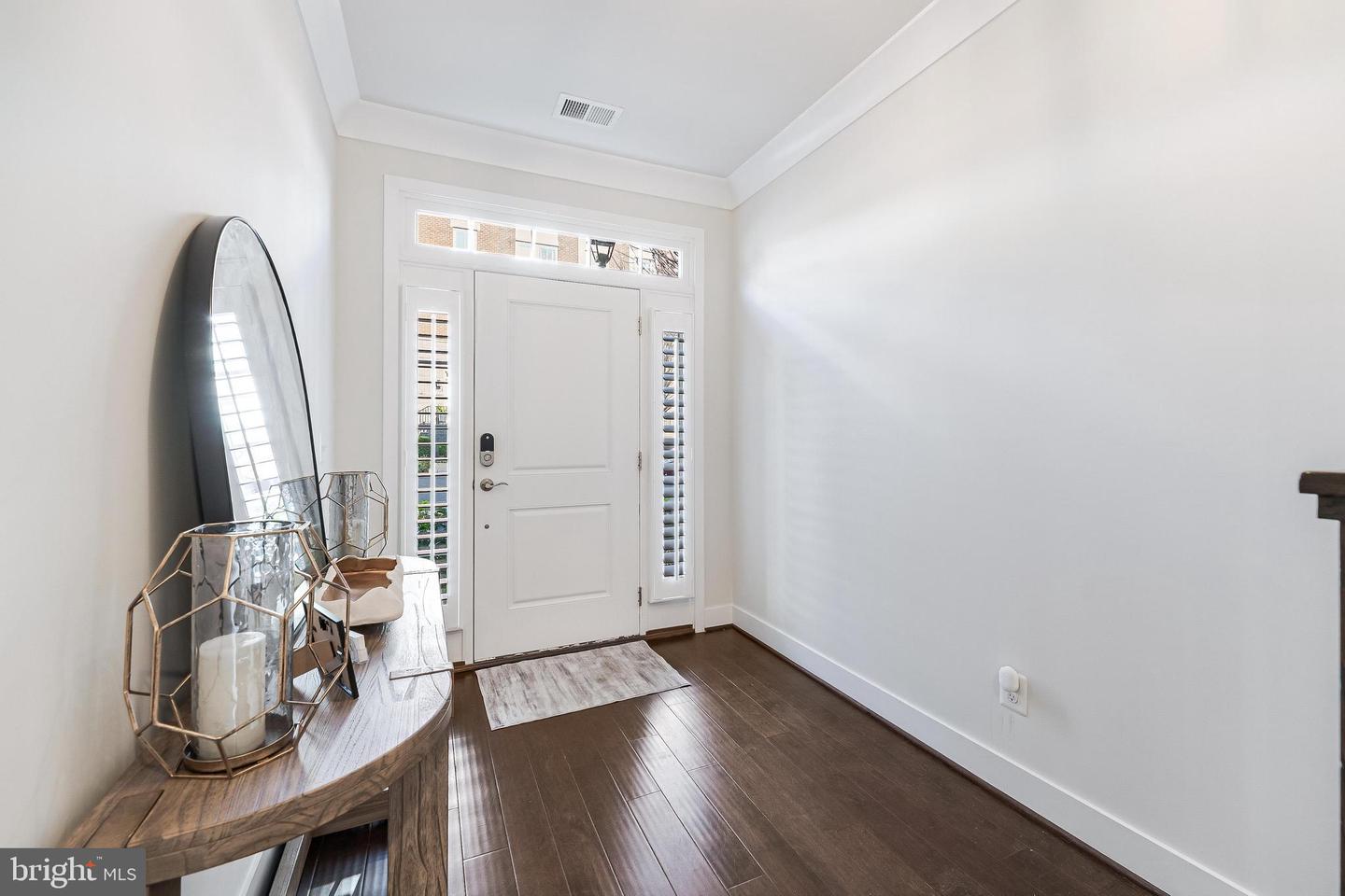 11695 SUNRISE SQUARE PL, RESTON, Virginia 20191, 4 Bedrooms Bedrooms, ,4 BathroomsBathrooms,Residential,For sale,11695 SUNRISE SQUARE PL,VAFX2279552 MLS # VAFX2279552