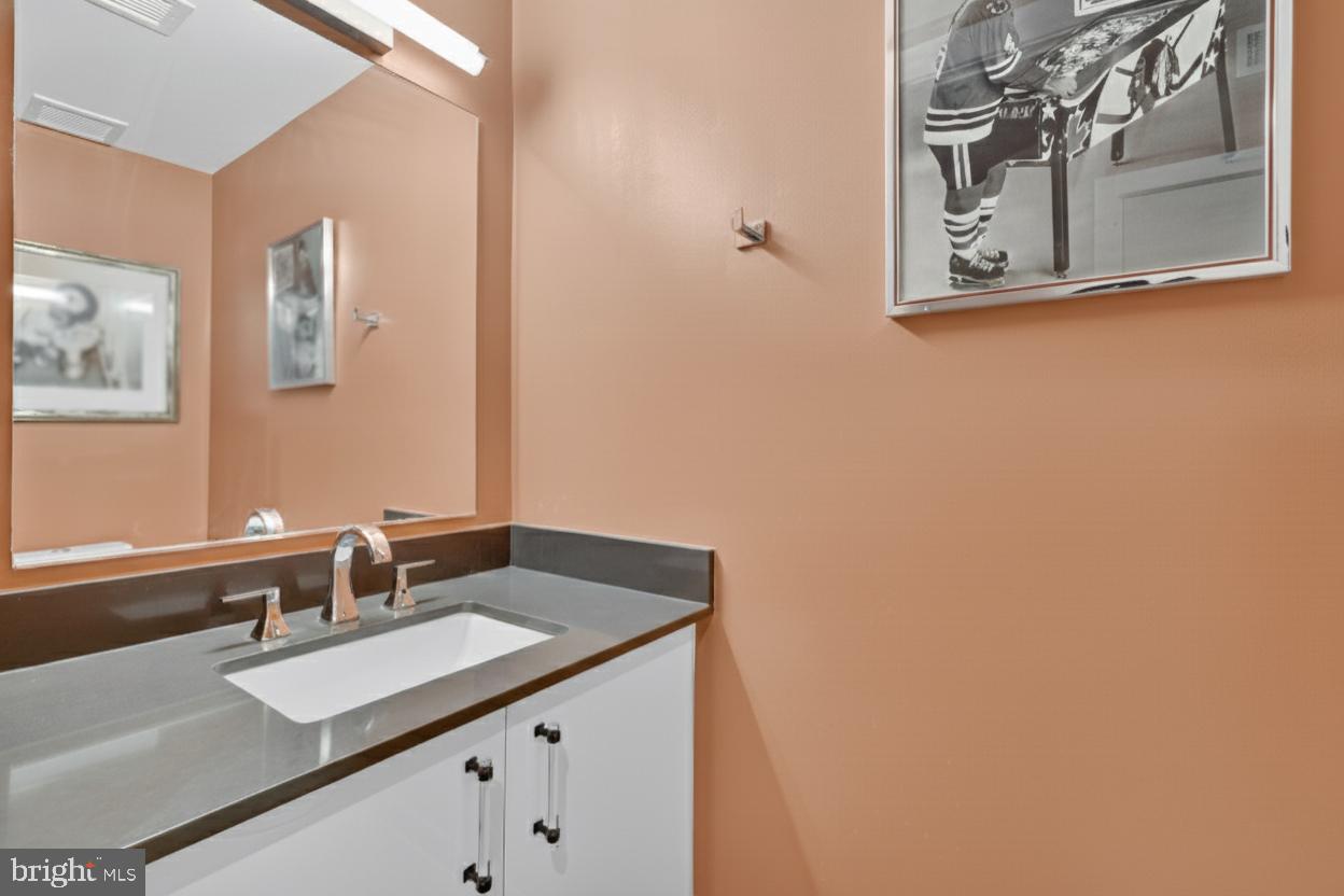 88 V ST SW #313, WASHINGTON, District Of Columbia 20024, 1 Bedroom Bedrooms, ,1 BathroomBathrooms,Residential,For sale,88 V ST SW #313,DCDC2232224 MLS # DCDC2232224 88 V ST SW #313, WASHINGTON, District Of Columbia 20024, 1 Bedroom Bedrooms, ,1 BathroomBathrooms,Residential,For sale,88 V ST SW #313,DCDC2232224 MLS # DCDC2232224