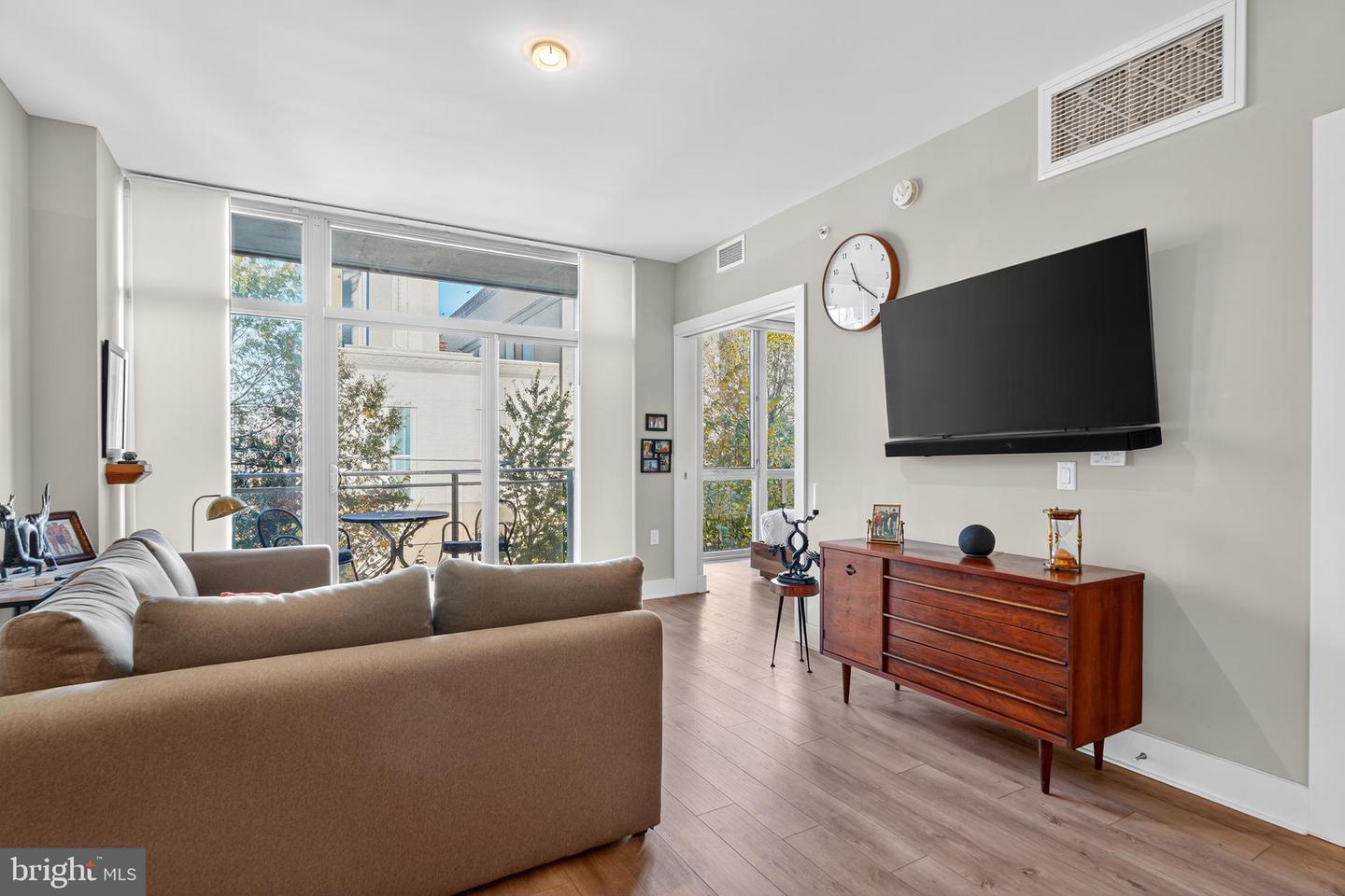 88 V ST SW #313, WASHINGTON, District Of Columbia 20024, 1 Bedroom Bedrooms, ,1 BathroomBathrooms,Residential,For sale,88 V ST SW #313,DCDC2232224 MLS # DCDC2232224 88 V ST SW #313, WASHINGTON, District Of Columbia 20024, 1 Bedroom Bedrooms, ,1 BathroomBathrooms,Residential,For sale,88 V ST SW #313,DCDC2232224 MLS # DCDC2232224