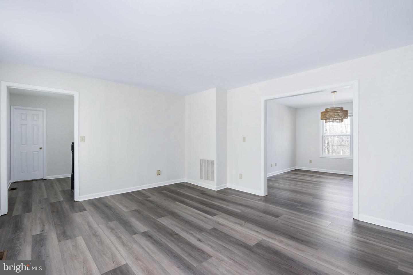 11818 HICKORY CREEK DR, FREDERICKSBURG, Virginia 22407, 4 Bedrooms Bedrooms, ,2 BathroomsBathrooms,Residential,For sale,11818 HICKORY CREEK DR,VASP2037776 MLS # VASP2037776 11818 HICKORY CREEK DR, FREDERICKSBURG, Virginia 22407, 4 Bedrooms Bedrooms, ,2 BathroomsBathrooms,Residential,For sale,11818 HICKORY CREEK DR,VASP2037776 MLS # VASP2037776