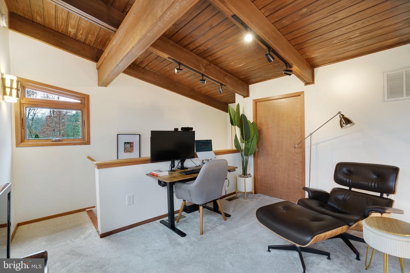 3322 ELM TER, FALLS CHURCH, Virginia 22042, 3 Bedrooms Bedrooms, ,3 BathroomsBathrooms,Residential,For sale,3322 ELM TER,VAFX2280582 MLS # VAFX2280582