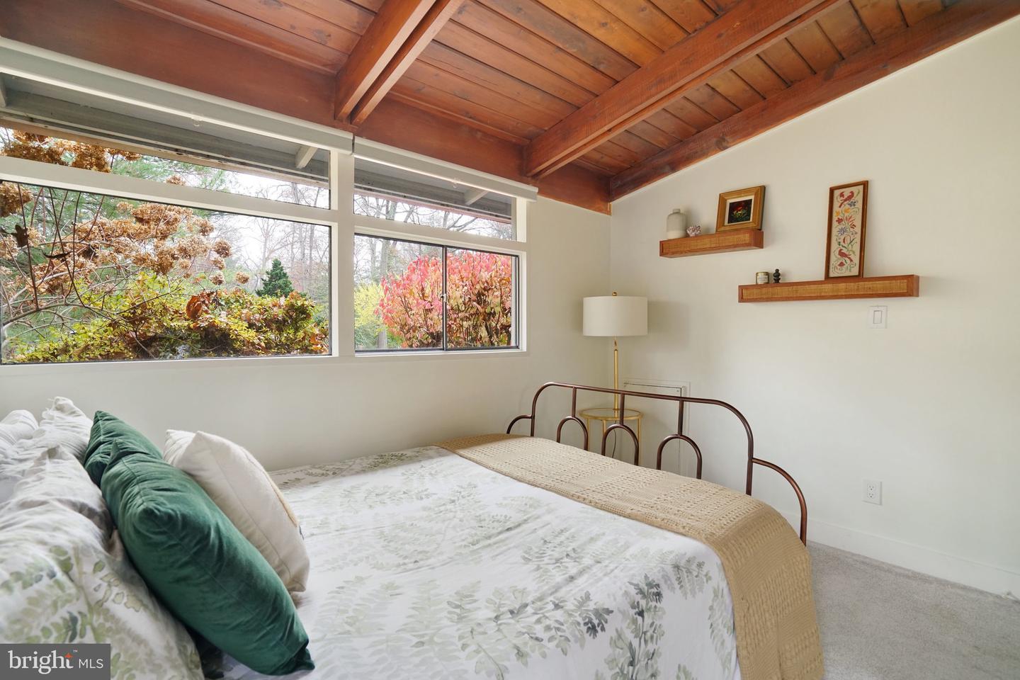 3322 ELM TER, FALLS CHURCH, Virginia 22042, 3 Bedrooms Bedrooms, ,3 BathroomsBathrooms,Residential,For sale,3322 ELM TER,VAFX2280582 MLS # VAFX2280582