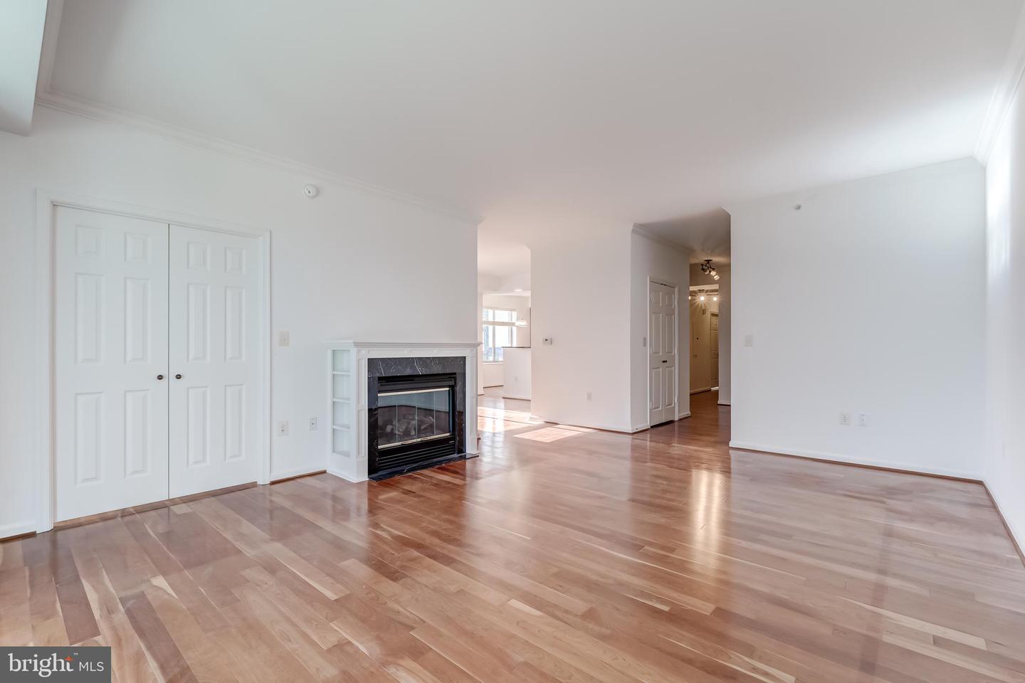 19355 CYPRESS RIDGE TER #1006, LEESBURG, Virginia 20176, 3 Bedrooms Bedrooms, ,2 BathroomsBathrooms,Residential,For sale,19355 CYPRESS RIDGE TER #1006,VALO2111740 MLS # VALO2111740 19355 CYPRESS RIDGE TER #1006, LEESBURG, Virginia 20176, 3 Bedrooms Bedrooms, ,2 BathroomsBathrooms,Residential,For sale,19355 CYPRESS RIDGE TER #1006,VALO2111740 MLS # VALO2111740