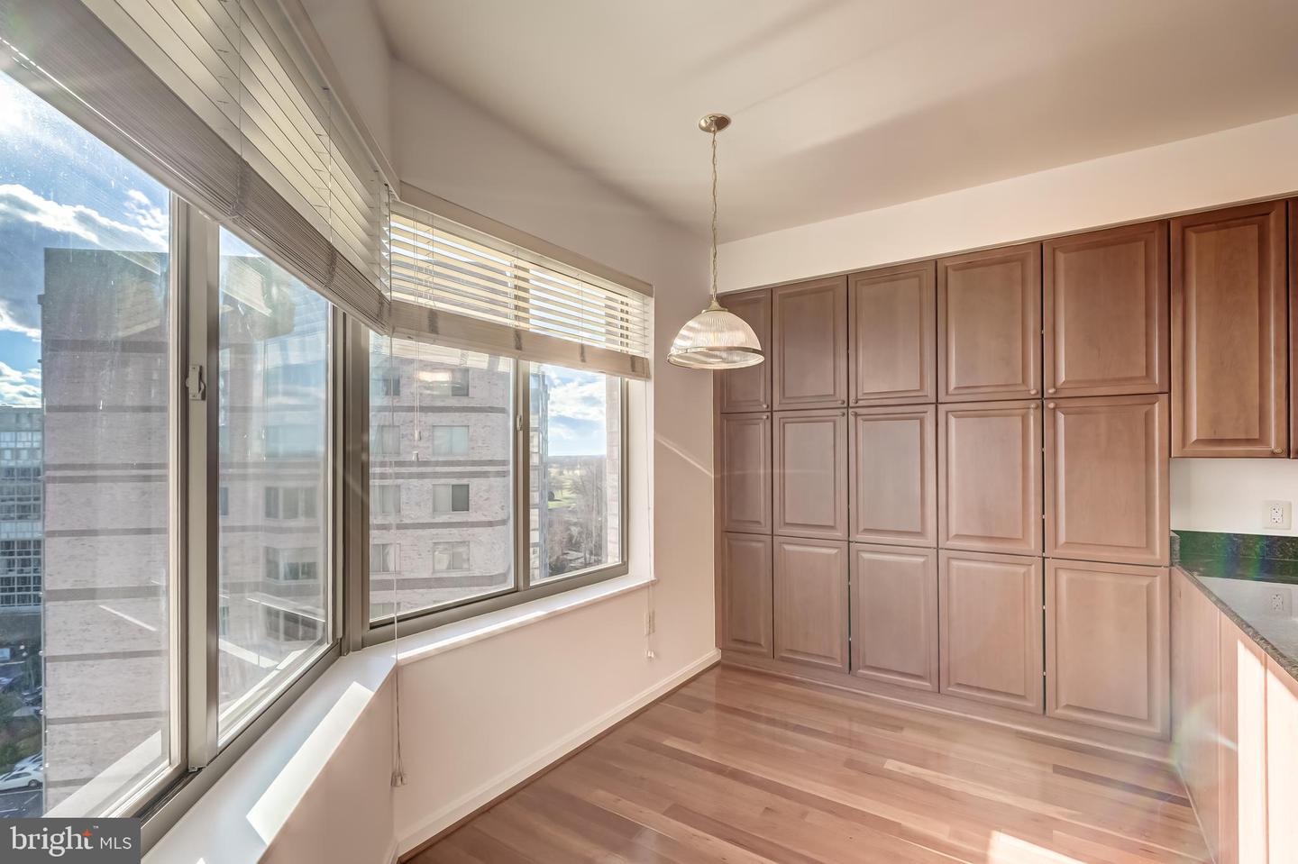 19355 CYPRESS RIDGE TER #1006, LEESBURG, Virginia 20176, 3 Bedrooms Bedrooms, ,2 BathroomsBathrooms,Residential,For sale,19355 CYPRESS RIDGE TER #1006,VALO2111740 MLS # VALO2111740 19355 CYPRESS RIDGE TER #1006, LEESBURG, Virginia 20176, 3 Bedrooms Bedrooms, ,2 BathroomsBathrooms,Residential,For sale,19355 CYPRESS RIDGE TER #1006,VALO2111740 MLS # VALO2111740