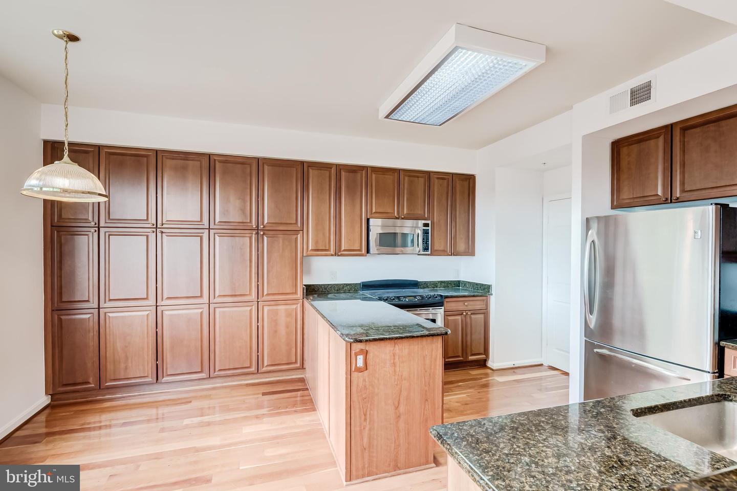 19355 CYPRESS RIDGE TER #1006, LEESBURG, Virginia 20176, 3 Bedrooms Bedrooms, ,2 BathroomsBathrooms,Residential,For sale,19355 CYPRESS RIDGE TER #1006,VALO2111740 MLS # VALO2111740 19355 CYPRESS RIDGE TER #1006, LEESBURG, Virginia 20176, 3 Bedrooms Bedrooms, ,2 BathroomsBathrooms,Residential,For sale,19355 CYPRESS RIDGE TER #1006,VALO2111740 MLS # VALO2111740