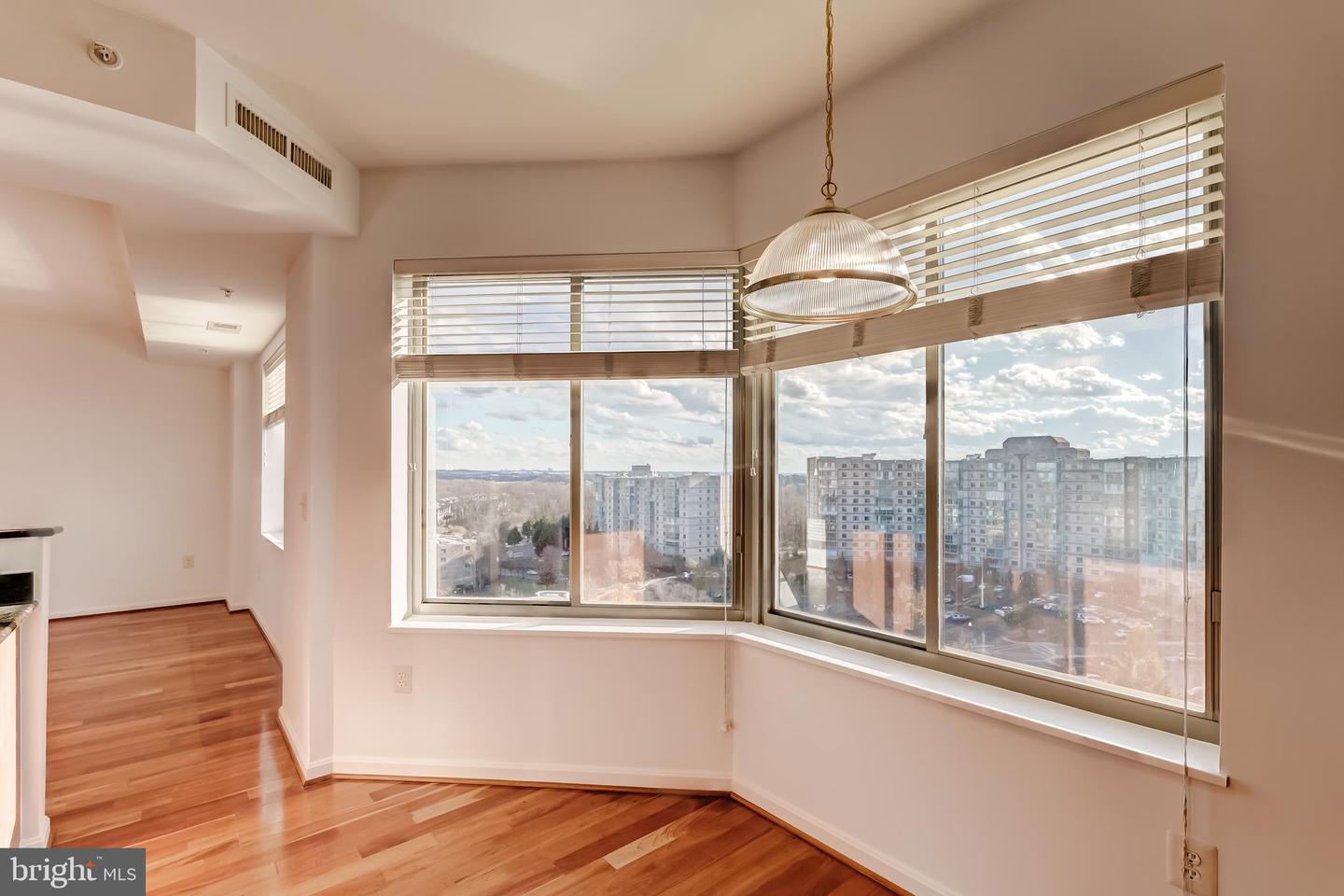 19355 CYPRESS RIDGE TER #1006, LEESBURG, Virginia 20176, 3 Bedrooms Bedrooms, ,2 BathroomsBathrooms,Residential,For sale,19355 CYPRESS RIDGE TER #1006,VALO2111740 MLS # VALO2111740 19355 CYPRESS RIDGE TER #1006, LEESBURG, Virginia 20176, 3 Bedrooms Bedrooms, ,2 BathroomsBathrooms,Residential,For sale,19355 CYPRESS RIDGE TER #1006,VALO2111740 MLS # VALO2111740