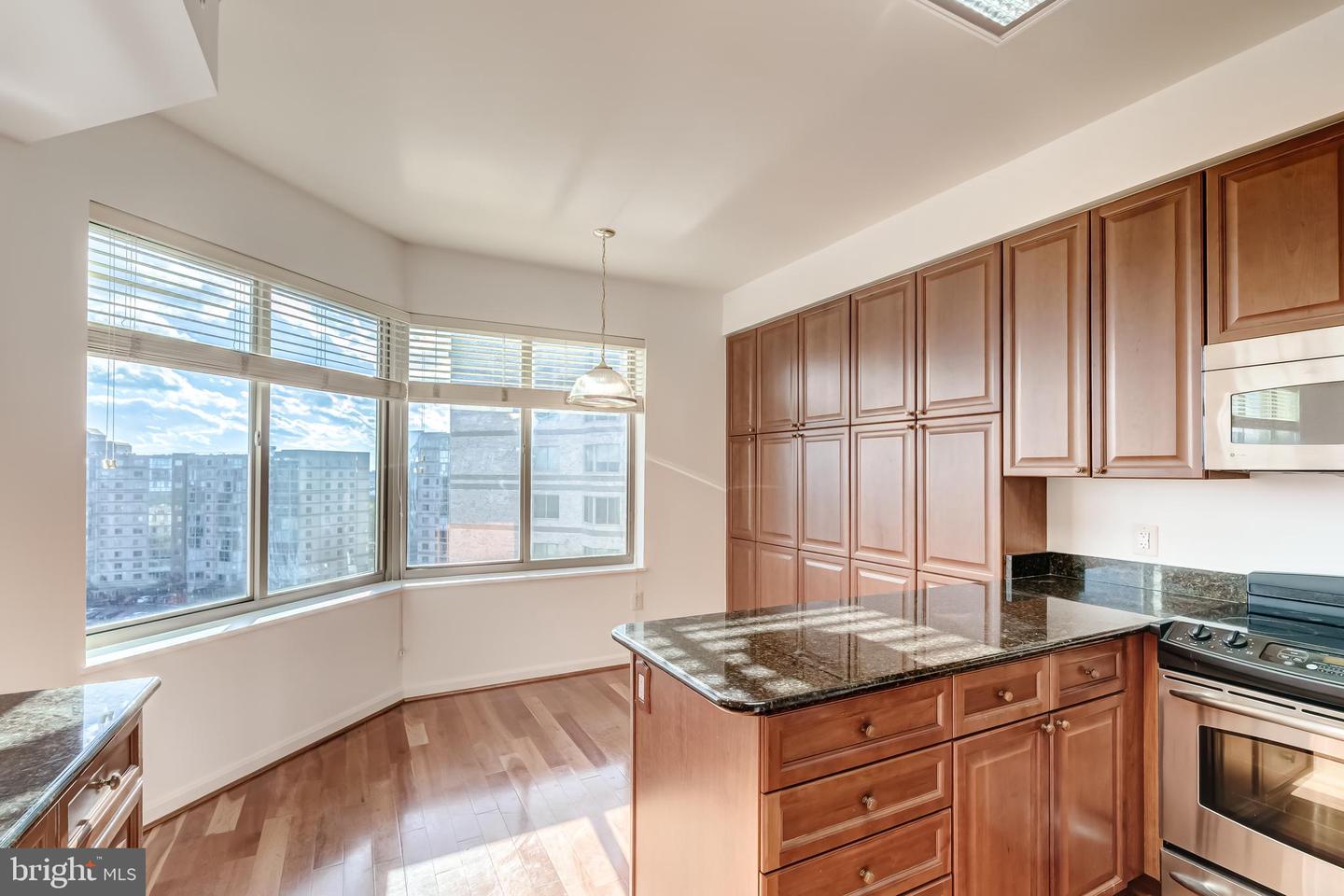 19355 CYPRESS RIDGE TER #1006, LEESBURG, Virginia 20176, 3 Bedrooms Bedrooms, ,2 BathroomsBathrooms,Residential,For sale,19355 CYPRESS RIDGE TER #1006,VALO2111740 MLS # VALO2111740 19355 CYPRESS RIDGE TER #1006, LEESBURG, Virginia 20176, 3 Bedrooms Bedrooms, ,2 BathroomsBathrooms,Residential,For sale,19355 CYPRESS RIDGE TER #1006,VALO2111740 MLS # VALO2111740