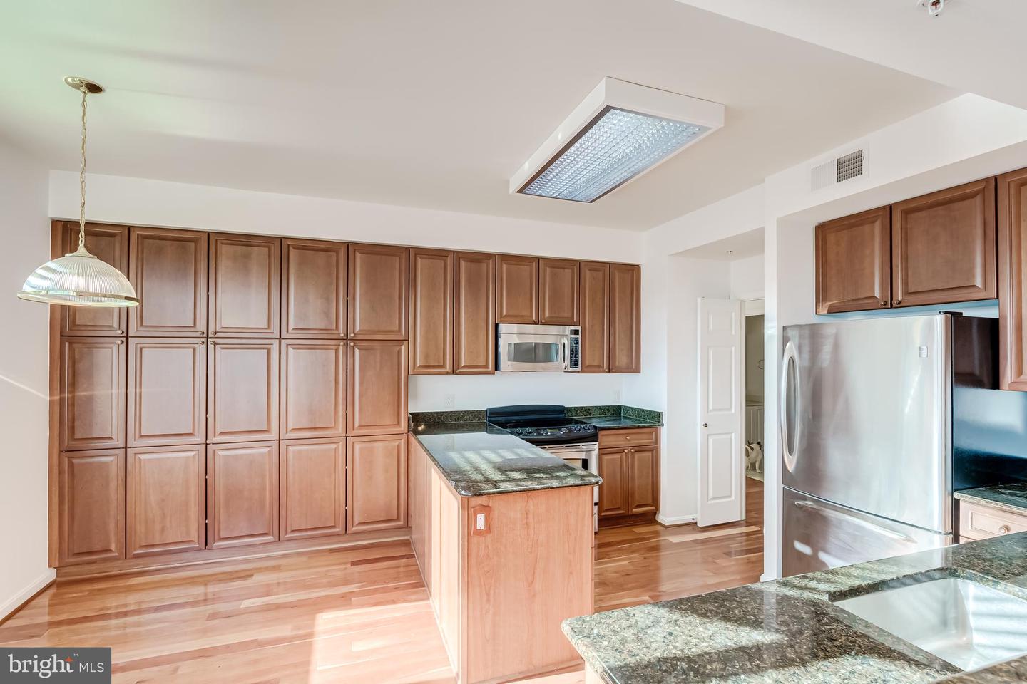 19355 CYPRESS RIDGE TER #1006, LEESBURG, Virginia 20176, 3 Bedrooms Bedrooms, ,2 BathroomsBathrooms,Residential,For sale,19355 CYPRESS RIDGE TER #1006,VALO2111740 MLS # VALO2111740 19355 CYPRESS RIDGE TER #1006, LEESBURG, Virginia 20176, 3 Bedrooms Bedrooms, ,2 BathroomsBathrooms,Residential,For sale,19355 CYPRESS RIDGE TER #1006,VALO2111740 MLS # VALO2111740