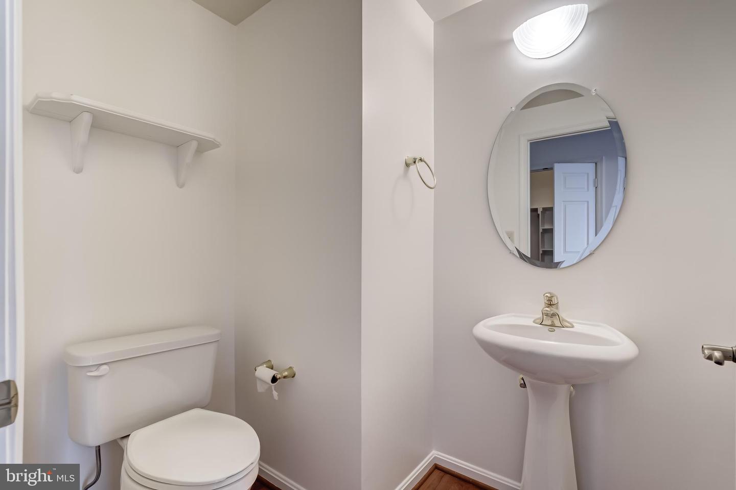 19355 CYPRESS RIDGE TER #1006, LEESBURG, Virginia 20176, 3 Bedrooms Bedrooms, ,2 BathroomsBathrooms,Residential,For sale,19355 CYPRESS RIDGE TER #1006,VALO2111740 MLS # VALO2111740 19355 CYPRESS RIDGE TER #1006, LEESBURG, Virginia 20176, 3 Bedrooms Bedrooms, ,2 BathroomsBathrooms,Residential,For sale,19355 CYPRESS RIDGE TER #1006,VALO2111740 MLS # VALO2111740