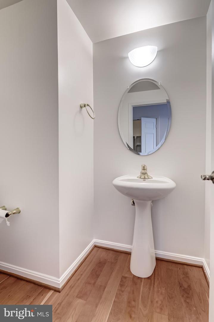 19355 CYPRESS RIDGE TER #1006, LEESBURG, Virginia 20176, 3 Bedrooms Bedrooms, ,2 BathroomsBathrooms,Residential,For sale,19355 CYPRESS RIDGE TER #1006,VALO2111740 MLS # VALO2111740 19355 CYPRESS RIDGE TER #1006, LEESBURG, Virginia 20176, 3 Bedrooms Bedrooms, ,2 BathroomsBathrooms,Residential,For sale,19355 CYPRESS RIDGE TER #1006,VALO2111740 MLS # VALO2111740