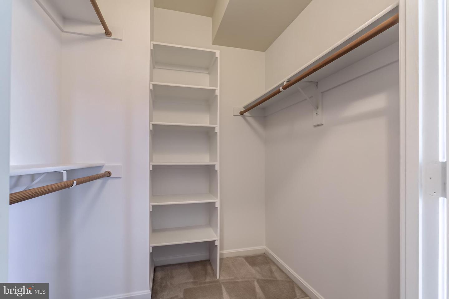 19355 CYPRESS RIDGE TER #1006, LEESBURG, Virginia 20176, 3 Bedrooms Bedrooms, ,2 BathroomsBathrooms,Residential,For sale,19355 CYPRESS RIDGE TER #1006,VALO2111740 MLS # VALO2111740 19355 CYPRESS RIDGE TER #1006, LEESBURG, Virginia 20176, 3 Bedrooms Bedrooms, ,2 BathroomsBathrooms,Residential,For sale,19355 CYPRESS RIDGE TER #1006,VALO2111740 MLS # VALO2111740