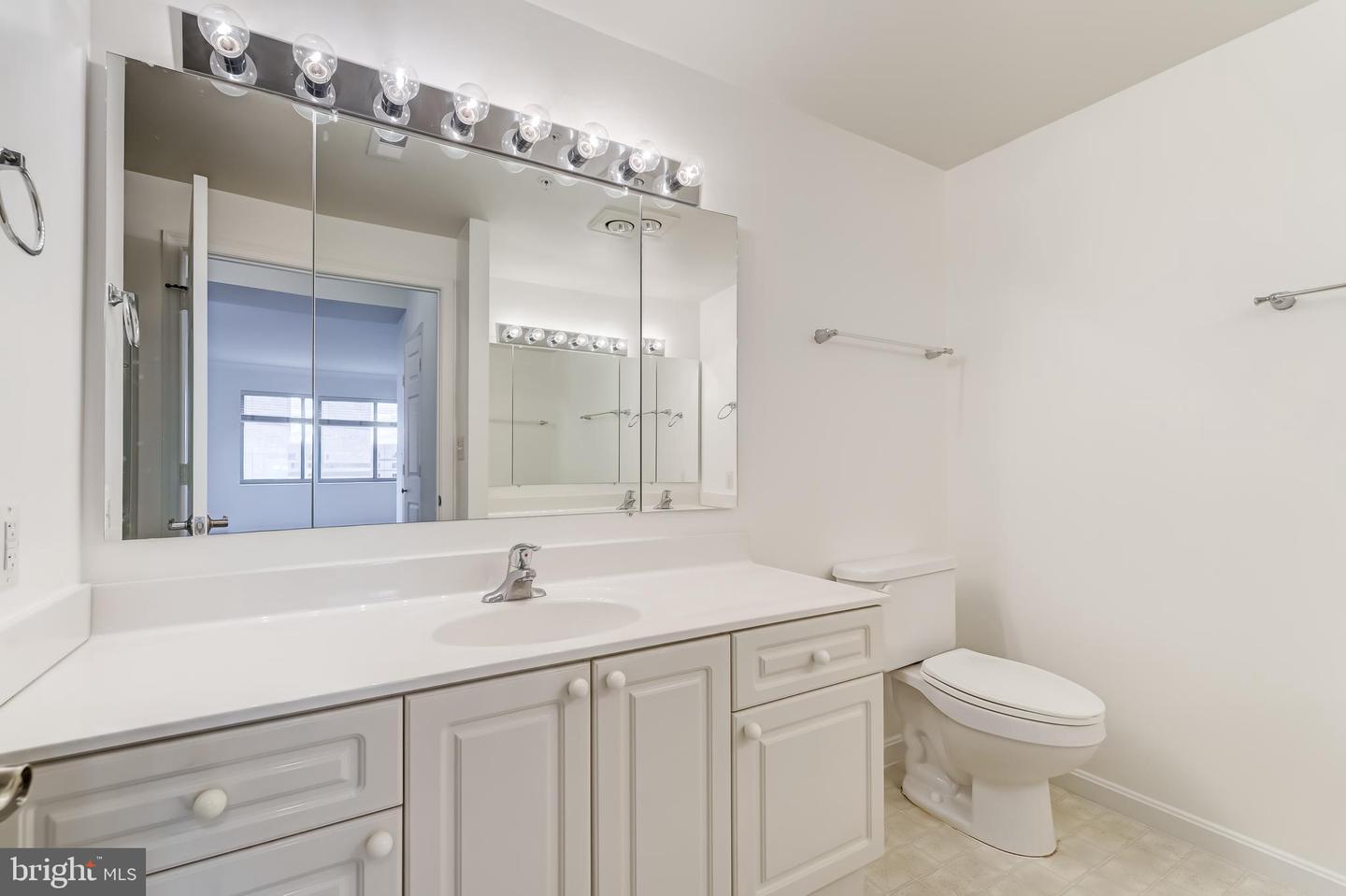 19355 CYPRESS RIDGE TER #1006, LEESBURG, Virginia 20176, 3 Bedrooms Bedrooms, ,2 BathroomsBathrooms,Residential,For sale,19355 CYPRESS RIDGE TER #1006,VALO2111740 MLS # VALO2111740 19355 CYPRESS RIDGE TER #1006, LEESBURG, Virginia 20176, 3 Bedrooms Bedrooms, ,2 BathroomsBathrooms,Residential,For sale,19355 CYPRESS RIDGE TER #1006,VALO2111740 MLS # VALO2111740