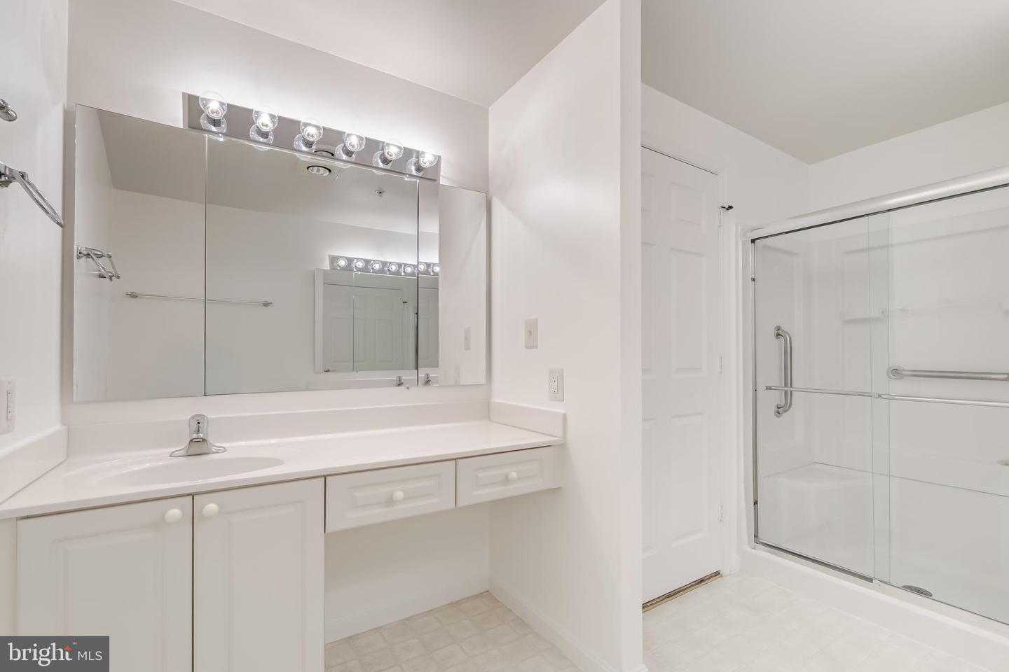 19355 CYPRESS RIDGE TER #1006, LEESBURG, Virginia 20176, 3 Bedrooms Bedrooms, ,2 BathroomsBathrooms,Residential,For sale,19355 CYPRESS RIDGE TER #1006,VALO2111740 MLS # VALO2111740 19355 CYPRESS RIDGE TER #1006, LEESBURG, Virginia 20176, 3 Bedrooms Bedrooms, ,2 BathroomsBathrooms,Residential,For sale,19355 CYPRESS RIDGE TER #1006,VALO2111740 MLS # VALO2111740