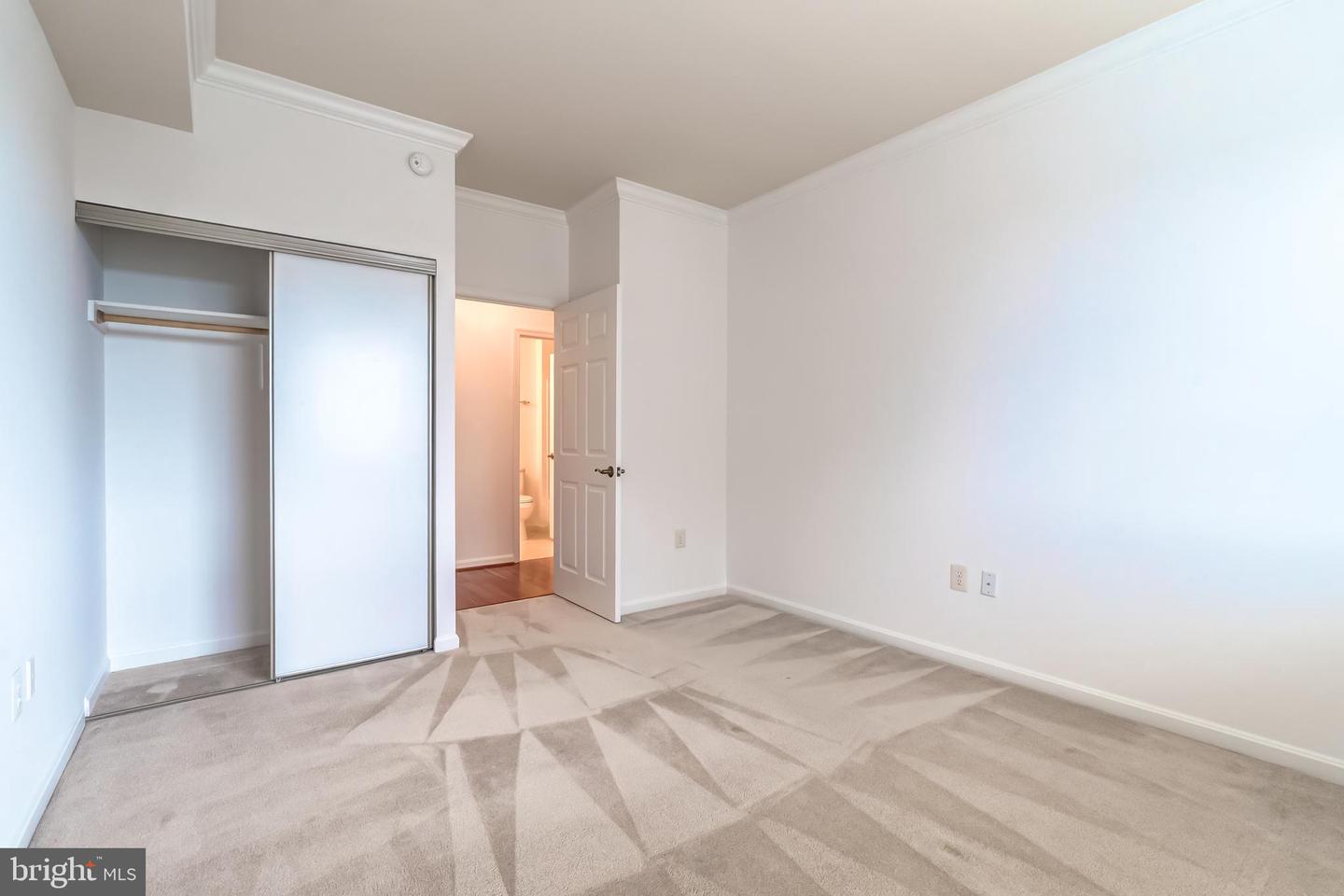 19355 CYPRESS RIDGE TER #1006, LEESBURG, Virginia 20176, 3 Bedrooms Bedrooms, ,2 BathroomsBathrooms,Residential,For sale,19355 CYPRESS RIDGE TER #1006,VALO2111740 MLS # VALO2111740 19355 CYPRESS RIDGE TER #1006, LEESBURG, Virginia 20176, 3 Bedrooms Bedrooms, ,2 BathroomsBathrooms,Residential,For sale,19355 CYPRESS RIDGE TER #1006,VALO2111740 MLS # VALO2111740