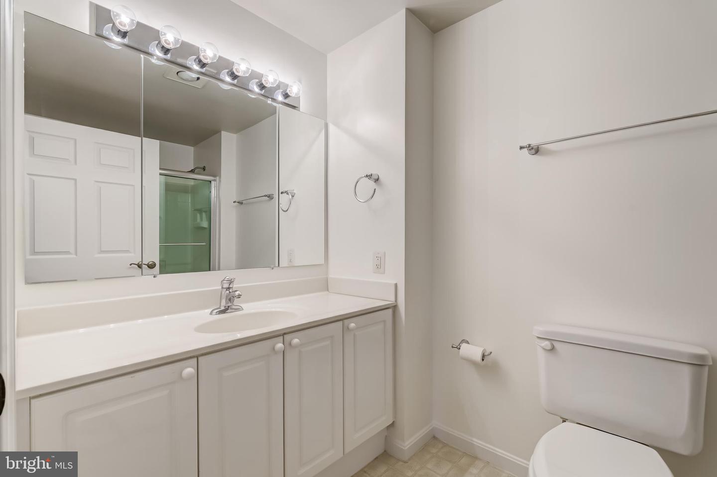 19355 CYPRESS RIDGE TER #1006, LEESBURG, Virginia 20176, 3 Bedrooms Bedrooms, ,2 BathroomsBathrooms,Residential,For sale,19355 CYPRESS RIDGE TER #1006,VALO2111740 MLS # VALO2111740 19355 CYPRESS RIDGE TER #1006, LEESBURG, Virginia 20176, 3 Bedrooms Bedrooms, ,2 BathroomsBathrooms,Residential,For sale,19355 CYPRESS RIDGE TER #1006,VALO2111740 MLS # VALO2111740