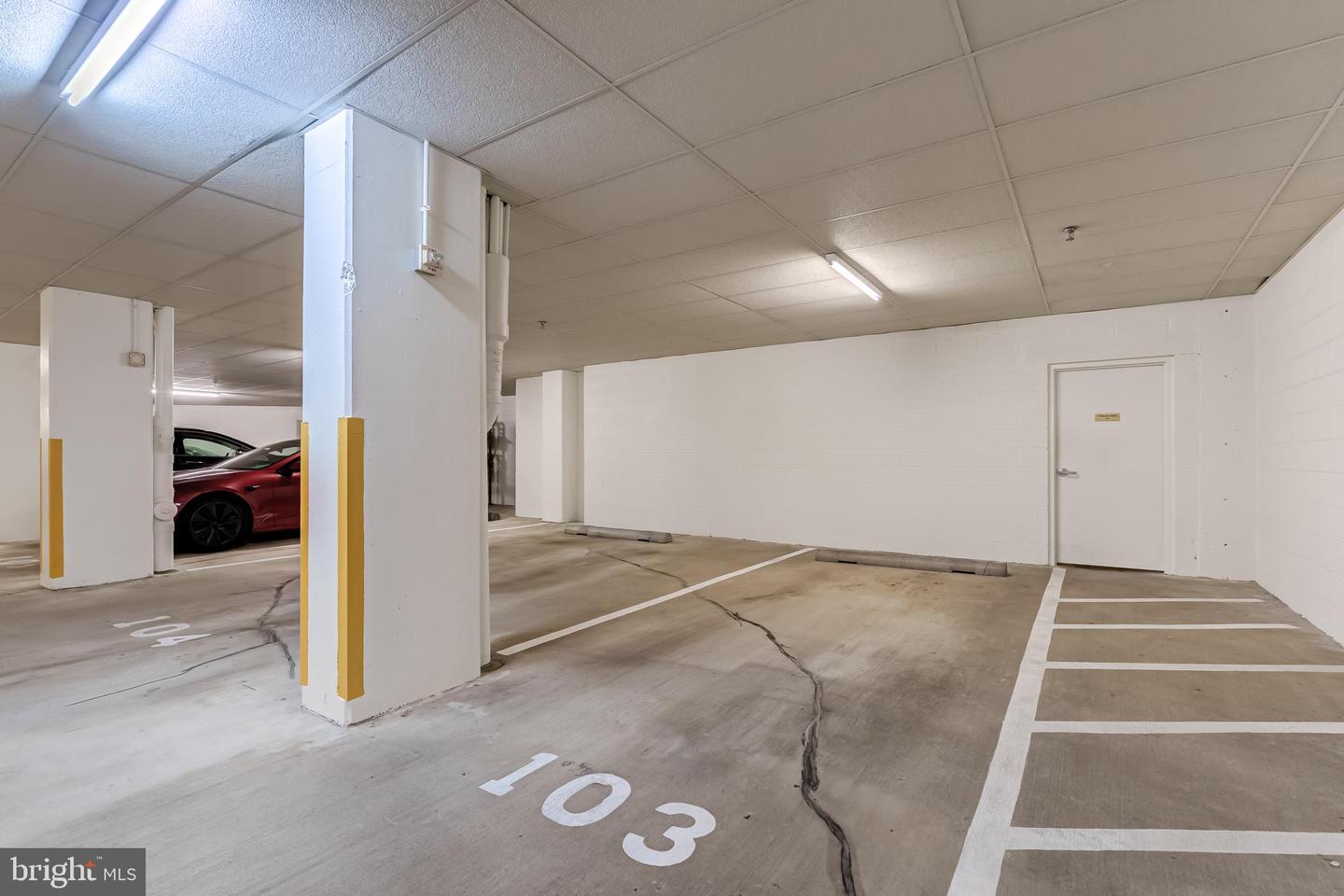 19355 CYPRESS RIDGE TER #1006, LEESBURG, Virginia 20176, 3 Bedrooms Bedrooms, ,2 BathroomsBathrooms,Residential,For sale,19355 CYPRESS RIDGE TER #1006,VALO2111740 MLS # VALO2111740 19355 CYPRESS RIDGE TER #1006, LEESBURG, Virginia 20176, 3 Bedrooms Bedrooms, ,2 BathroomsBathrooms,Residential,For sale,19355 CYPRESS RIDGE TER #1006,VALO2111740 MLS # VALO2111740