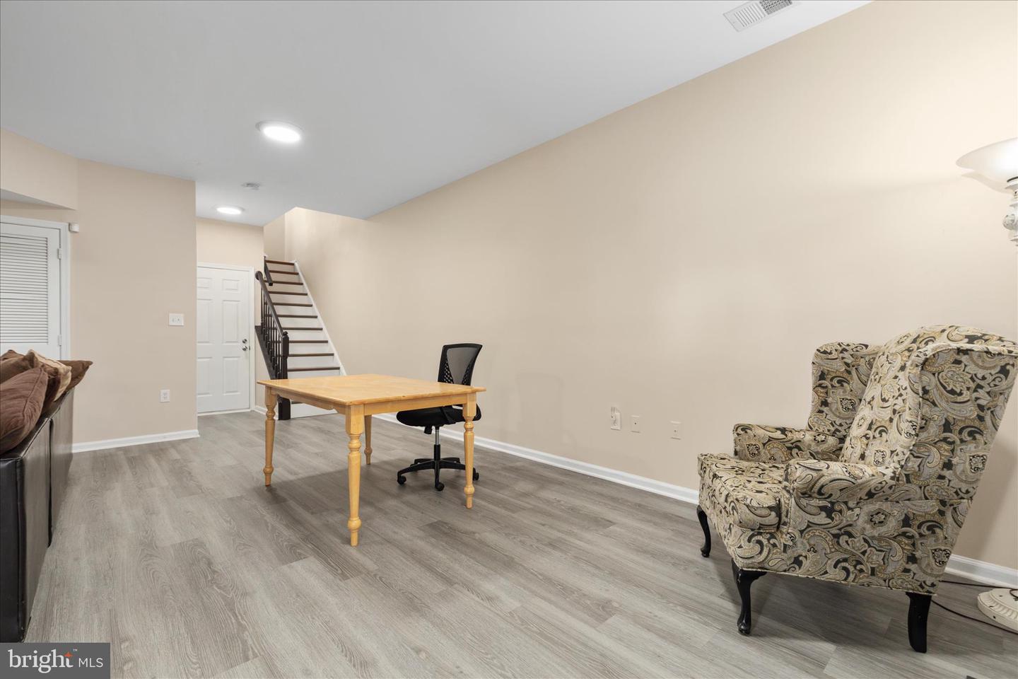 21314 LORD NELSON TER, ASHBURN, Virginia 20147, 3 Bedrooms Bedrooms, ,2 BathroomsBathrooms,Residential,For sale,21314 LORD NELSON TER,VALO2111742 MLS # VALO2111742