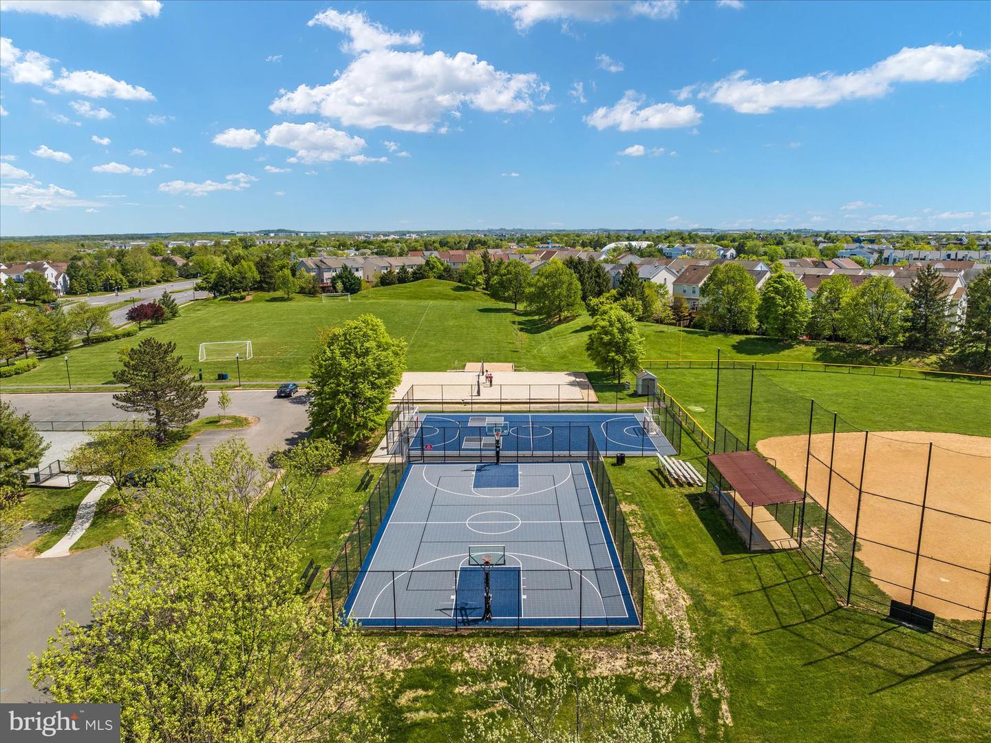 21314 LORD NELSON TER, ASHBURN, Virginia 20147, 3 Bedrooms Bedrooms, ,2 BathroomsBathrooms,Residential,For sale,21314 LORD NELSON TER,VALO2111742 MLS # VALO2111742