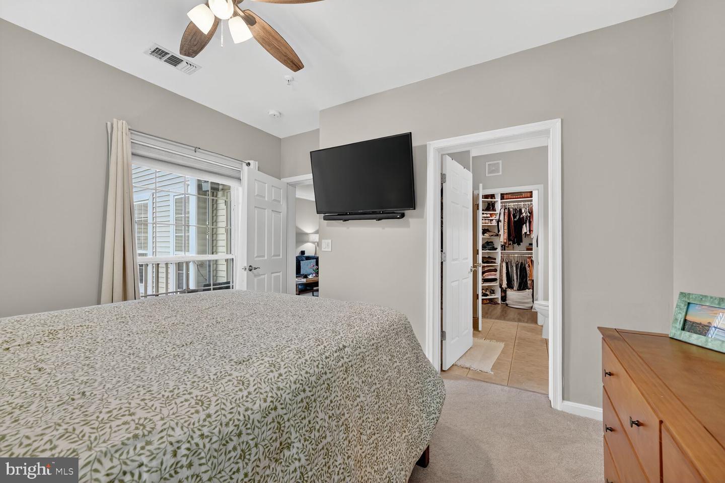 4550 STRUTFIELD LN #2213, ALEXANDRIA, Virginia 22311, 2 Bedrooms Bedrooms, ,2 BathroomsBathrooms,Residential,For sale,4550 STRUTFIELD LN #2213,VAAX2052078 MLS # VAAX2052078 4550 STRUTFIELD LN #2213, ALEXANDRIA, Virginia 22311, 2 Bedrooms Bedrooms, ,2 BathroomsBathrooms,Residential,For sale,4550 STRUTFIELD LN #2213,VAAX2052078 MLS # VAAX2052078