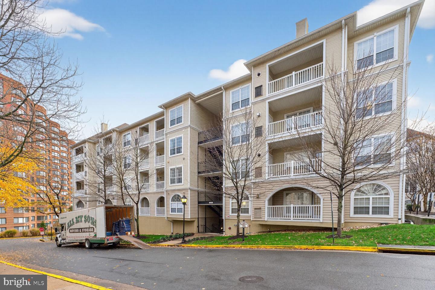 4550 STRUTFIELD LN #2213, ALEXANDRIA, Virginia 22311, 2 Bedrooms Bedrooms, ,2 BathroomsBathrooms,Residential,For sale,4550 STRUTFIELD LN #2213,VAAX2052078 MLS # VAAX2052078 4550 STRUTFIELD LN #2213, ALEXANDRIA, Virginia 22311, 2 Bedrooms Bedrooms, ,2 BathroomsBathrooms,Residential,For sale,4550 STRUTFIELD LN #2213,VAAX2052078 MLS # VAAX2052078