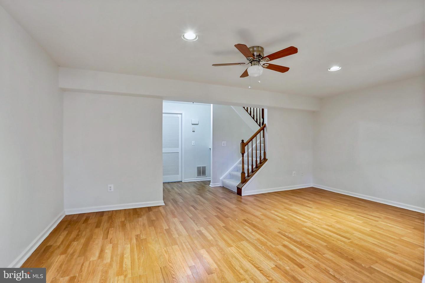 5705 CROATAN CT, CENTREVILLE, Virginia 20120, 3 Bedrooms Bedrooms, ,2 BathroomsBathrooms,Residential,For sale,5705 CROATAN CT,VAFX2280666 MLS # VAFX2280666 5705 CROATAN CT, CENTREVILLE, Virginia 20120, 3 Bedrooms Bedrooms, ,2 BathroomsBathrooms,Residential,For sale,5705 CROATAN CT,VAFX2280666 MLS # VAFX2280666