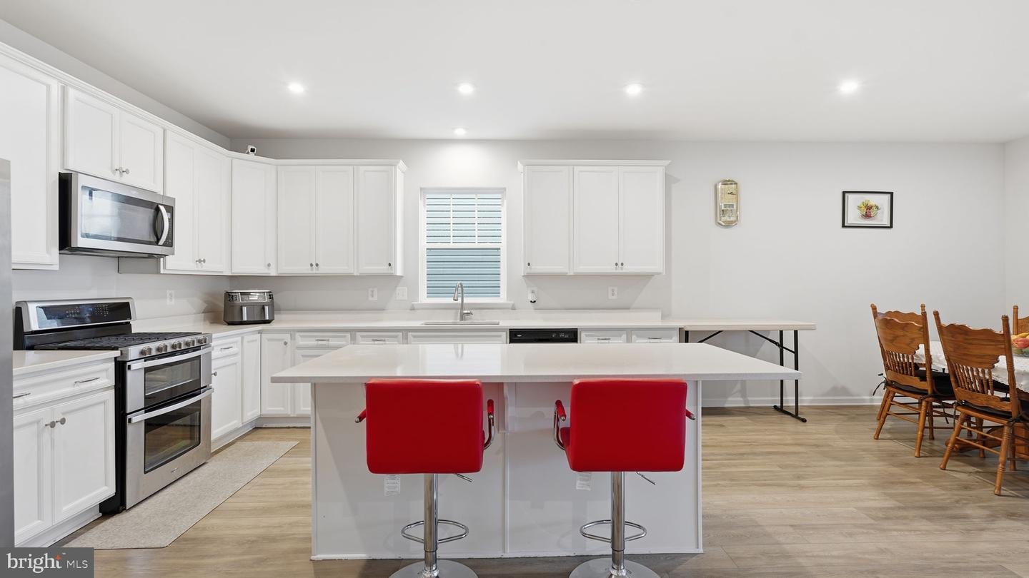 208 CONEFLOWER LN, STAFFORD, Virginia 22554, 4 Bedrooms Bedrooms, ,3 BathroomsBathrooms,Residential,For sale,208 CONEFLOWER LN,VAST2044454 MLS # VAST2044454