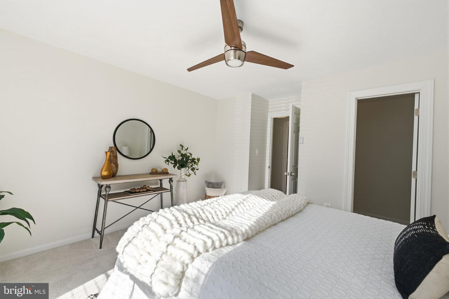 20963 TIMBER RIDGE TER #103, ASHBURN, Virginia 20147, 1 Bedroom Bedrooms, ,1 BathroomBathrooms,Residential,For sale,20963 TIMBER RIDGE TER #103,VALO2111770 MLS # VALO2111770