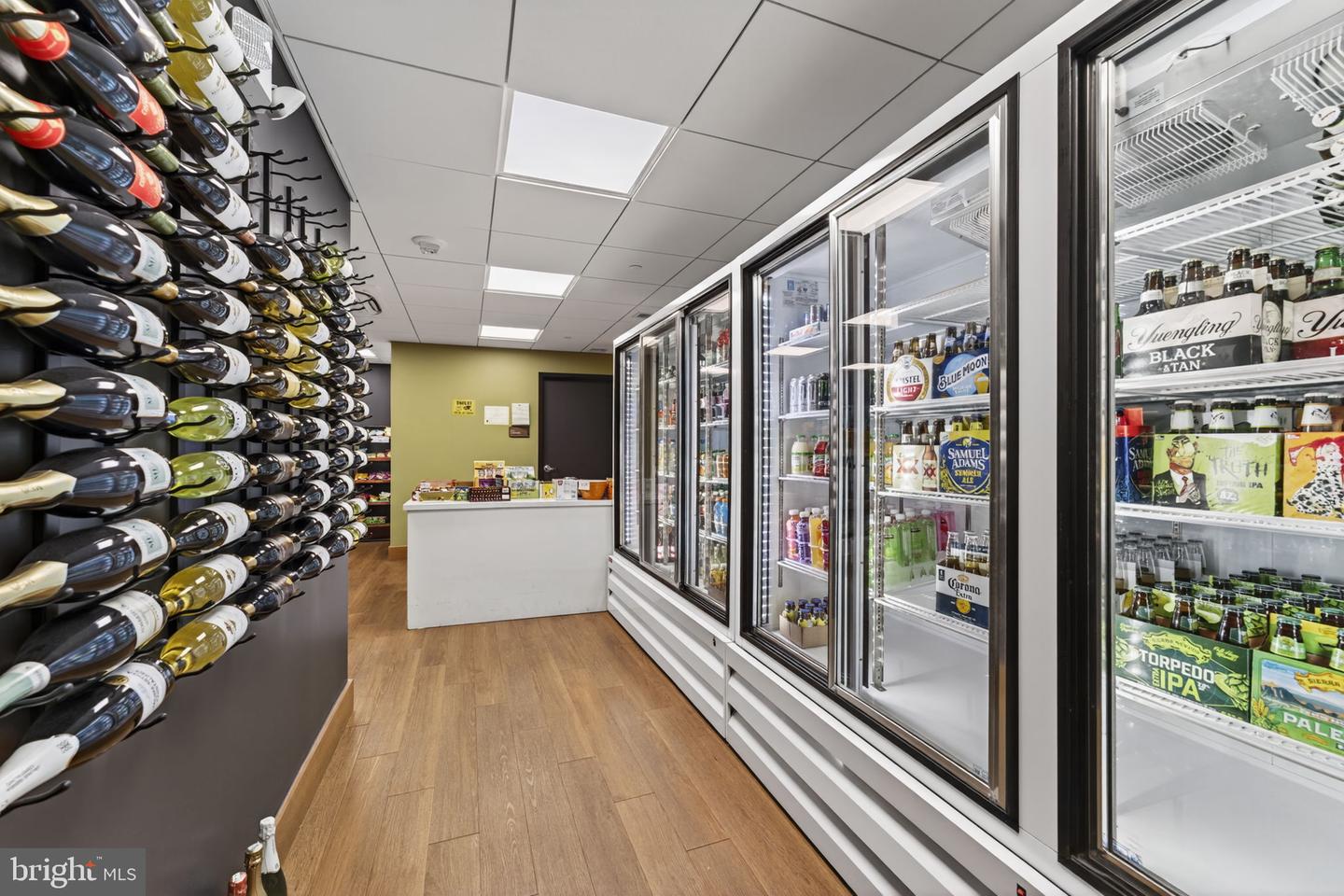 5901 MOUNT EAGLE DR #1116, ALEXANDRIA, Virginia 22303, 2 Bedrooms Bedrooms, ,2 BathroomsBathrooms,Residential,For sale,5901 MOUNT EAGLE DR #1116,VAFX2280414 MLS # VAFX2280414