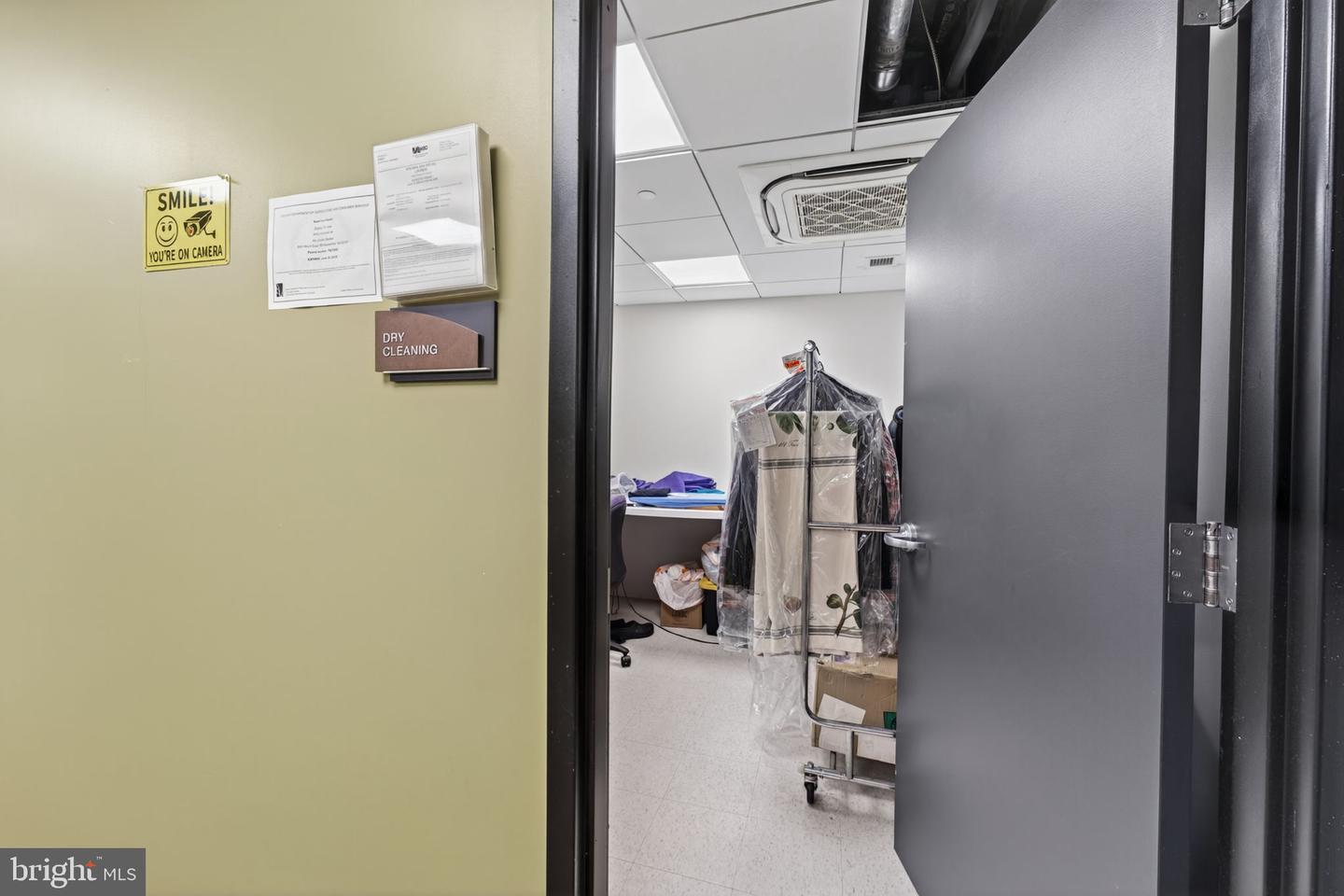 5901 MOUNT EAGLE DR #1116, ALEXANDRIA, Virginia 22303, 2 Bedrooms Bedrooms, ,2 BathroomsBathrooms,Residential,For sale,5901 MOUNT EAGLE DR #1116,VAFX2280414 MLS # VAFX2280414