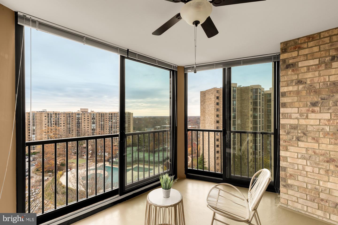 5901 MOUNT EAGLE DR #1116, ALEXANDRIA, Virginia 22303, 2 Bedrooms Bedrooms, ,2 BathroomsBathrooms,Residential,For sale,5901 MOUNT EAGLE DR #1116,VAFX2280414 MLS # VAFX2280414