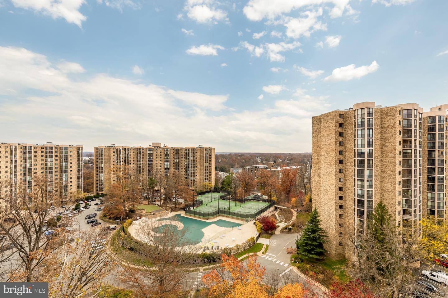 5901 MOUNT EAGLE DR #1116, ALEXANDRIA, Virginia 22303, 2 Bedrooms Bedrooms, ,2 BathroomsBathrooms,Residential,For sale,5901 MOUNT EAGLE DR #1116,VAFX2280414 MLS # VAFX2280414