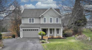 4885 MECHUMS RIVER RD, CHARLOTTESVILLE, Virginia 22901, 5 Bedrooms Bedrooms, ,3 BathroomsBathrooms,Residential,For sale,4885 MECHUMS RIVER RD,671477 MLS # 671477