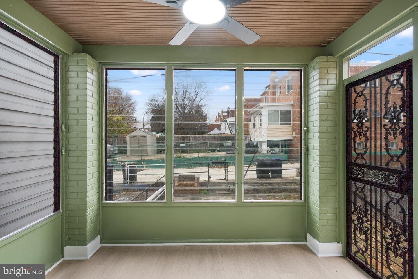 6328 NORTH CAPITOL ST NW, WASHINGTON, District Of Columbia 20011, 3 Bedrooms Bedrooms, ,2 BathroomsBathrooms,Residential,For sale,6328 NORTH CAPITOL ST NW,DCDC2233202 MLS # DCDC2233202