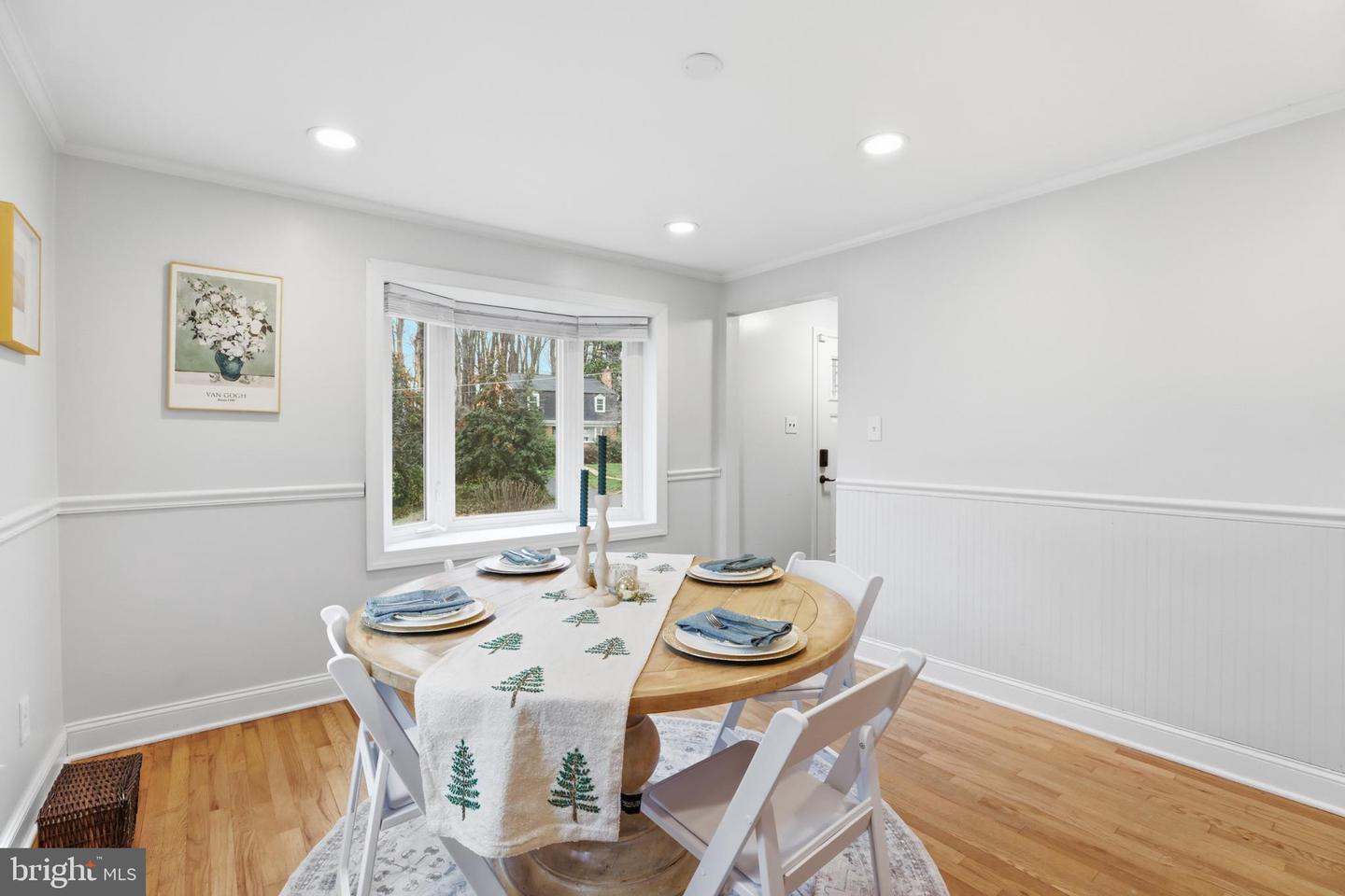 6539 OAKWOOD DR, FALLS CHURCH, Virginia 22041, 4 Bedrooms Bedrooms, 12 Rooms Rooms,2 BathroomsBathrooms,Residential,For sale,6539 OAKWOOD DR,VAFX2280744 MLS # VAFX2280744