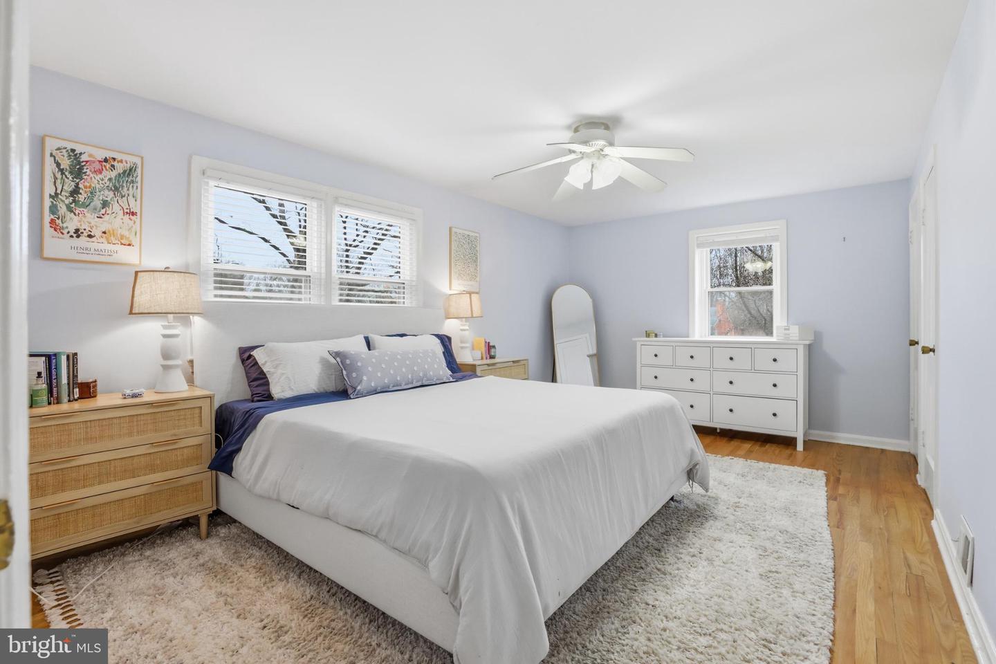 6539 OAKWOOD DR, FALLS CHURCH, Virginia 22041, 4 Bedrooms Bedrooms, 12 Rooms Rooms,2 BathroomsBathrooms,Residential,For sale,6539 OAKWOOD DR,VAFX2280744 MLS # VAFX2280744