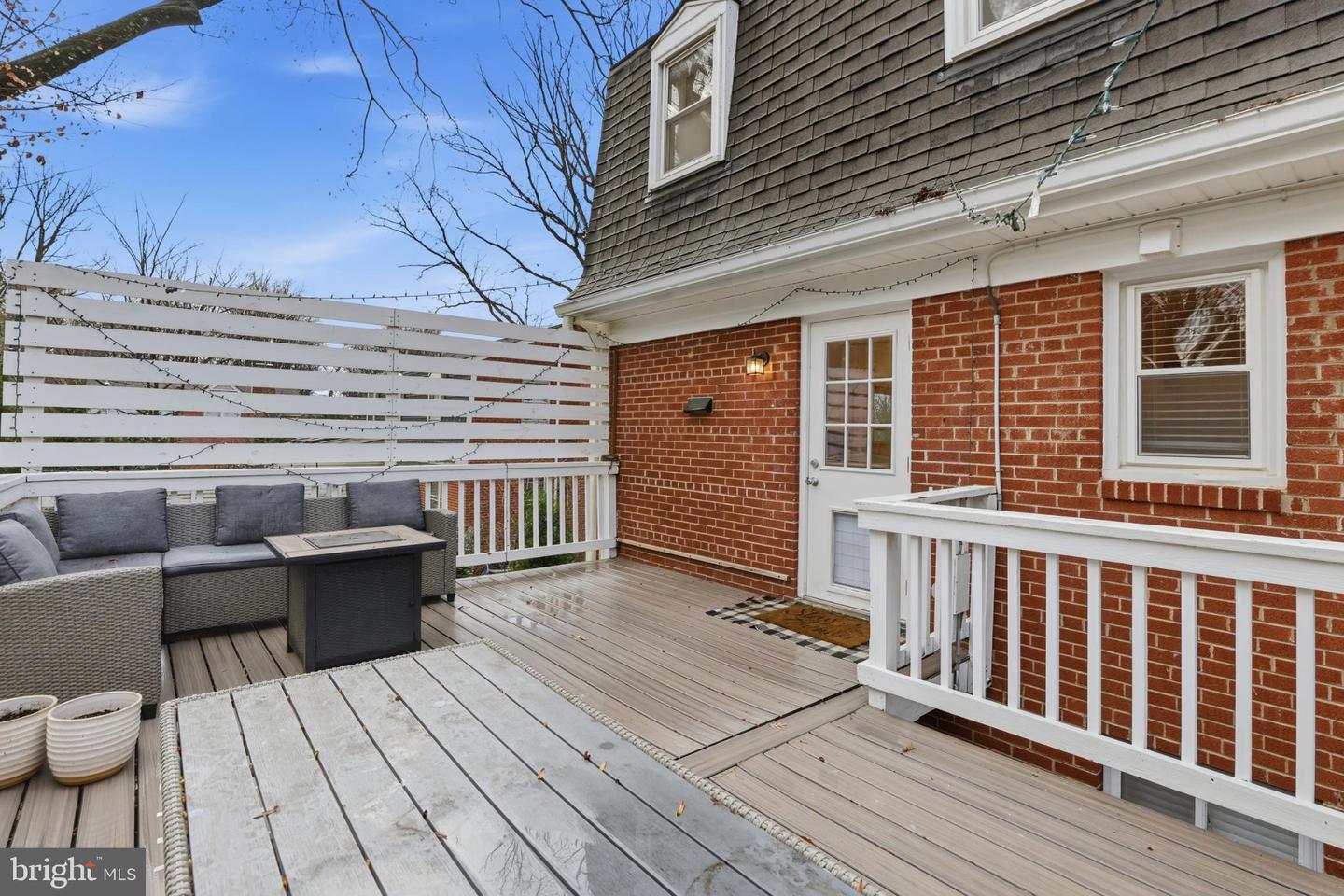 6539 OAKWOOD DR, FALLS CHURCH, Virginia 22041, 4 Bedrooms Bedrooms, 12 Rooms Rooms,2 BathroomsBathrooms,Residential,For sale,6539 OAKWOOD DR,VAFX2280744 MLS # VAFX2280744