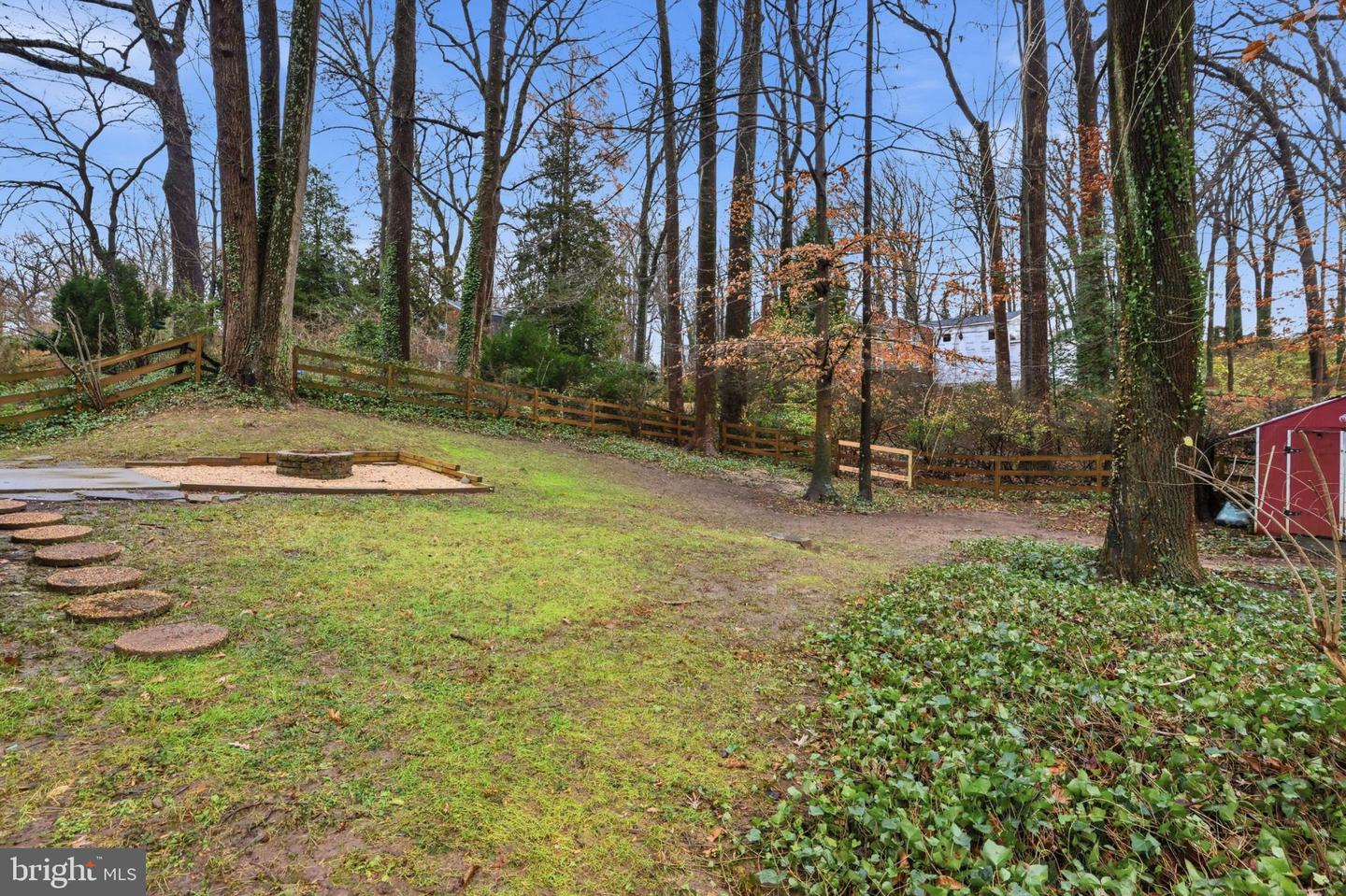 6539 OAKWOOD DR, FALLS CHURCH, Virginia 22041, 4 Bedrooms Bedrooms, 12 Rooms Rooms,2 BathroomsBathrooms,Residential,For sale,6539 OAKWOOD DR,VAFX2280744 MLS # VAFX2280744