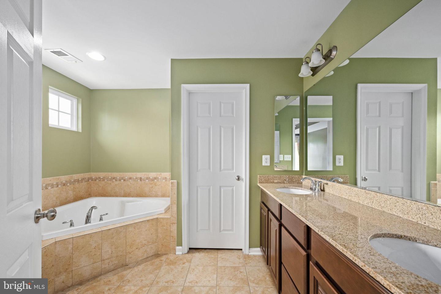 9426 RESERVOIR RD, FREDERICKSBURG, Virginia 22407, 4 Bedrooms Bedrooms, ,3 BathroomsBathrooms,Residential,For sale,9426 RESERVOIR RD,VASP2037878 MLS # VASP2037878