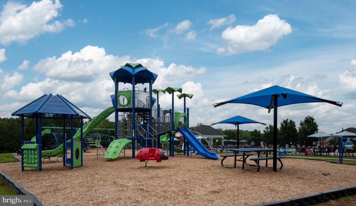 9426 RESERVOIR RD, FREDERICKSBURG, Virginia 22407, 4 Bedrooms Bedrooms, ,3 BathroomsBathrooms,Residential,For sale,9426 RESERVOIR RD,VASP2037878 MLS # VASP2037878