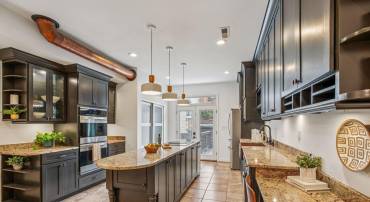 1124 G ST NE, WASHINGTON, District Of Columbia 20002, 4 Bedrooms Bedrooms, 8 Rooms Rooms,3 BathroomsBathrooms,Residential,For sale,1124 G ST NE,DCDC2233634 MLS # DCDC2233634