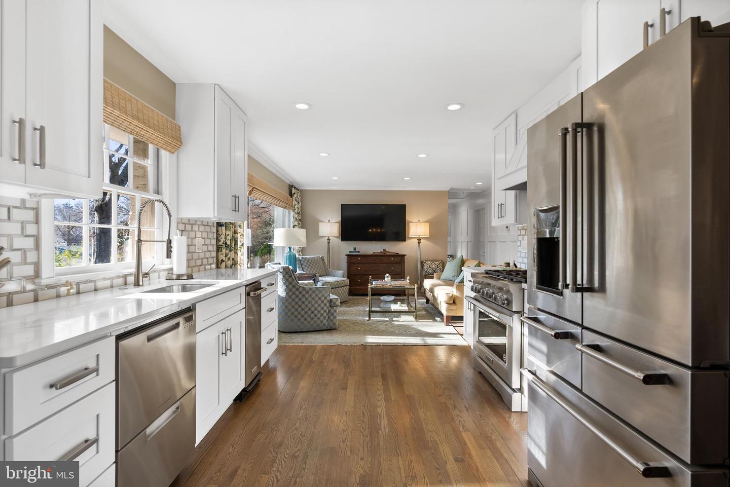 1101 GATEWOOD DR, ALEXANDRIA, Virginia 22307, 3 Bedrooms Bedrooms, ,3 BathroomsBathrooms,Residential,For sale,1101 GATEWOOD DR,VAFX2281292 MLS # VAFX2281292