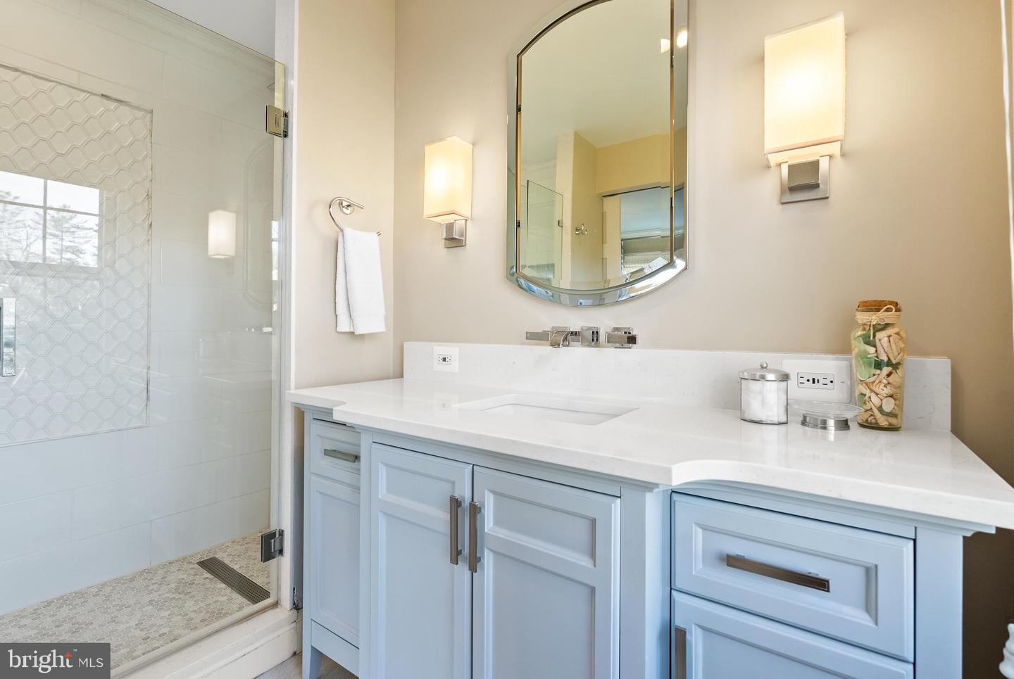 1101 GATEWOOD DR, ALEXANDRIA, Virginia 22307, 3 Bedrooms Bedrooms, ,3 BathroomsBathrooms,Residential,For sale,1101 GATEWOOD DR,VAFX2281292 MLS # VAFX2281292