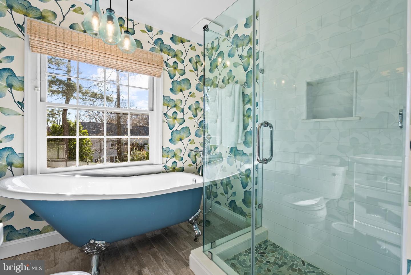 1101 GATEWOOD DR, ALEXANDRIA, Virginia 22307, 3 Bedrooms Bedrooms, ,3 BathroomsBathrooms,Residential,For sale,1101 GATEWOOD DR,VAFX2281292 MLS # VAFX2281292