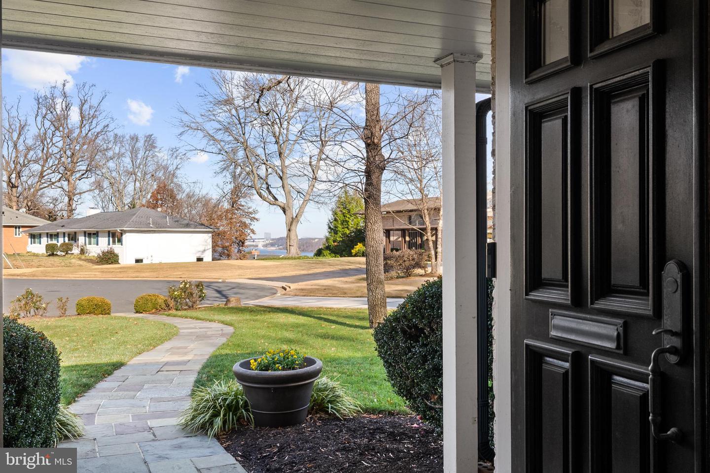 1101 GATEWOOD DR, ALEXANDRIA, Virginia 22307, 3 Bedrooms Bedrooms, ,3 BathroomsBathrooms,Residential,For sale,1101 GATEWOOD DR,VAFX2281292 MLS # VAFX2281292