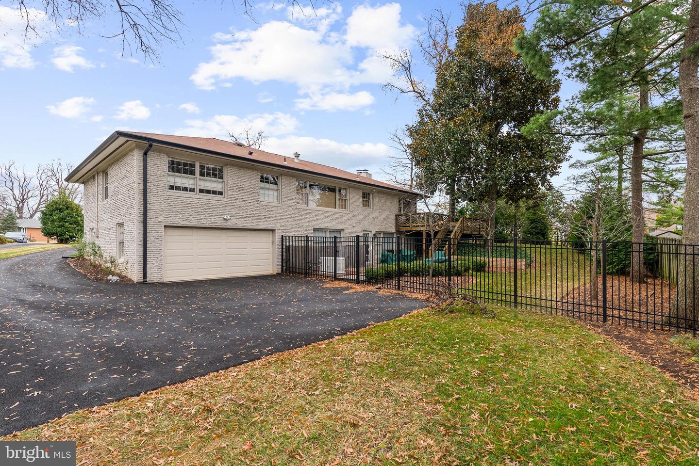 1101 GATEWOOD DR, ALEXANDRIA, Virginia 22307, 3 Bedrooms Bedrooms, ,3 BathroomsBathrooms,Residential,For sale,1101 GATEWOOD DR,VAFX2281292 MLS # VAFX2281292